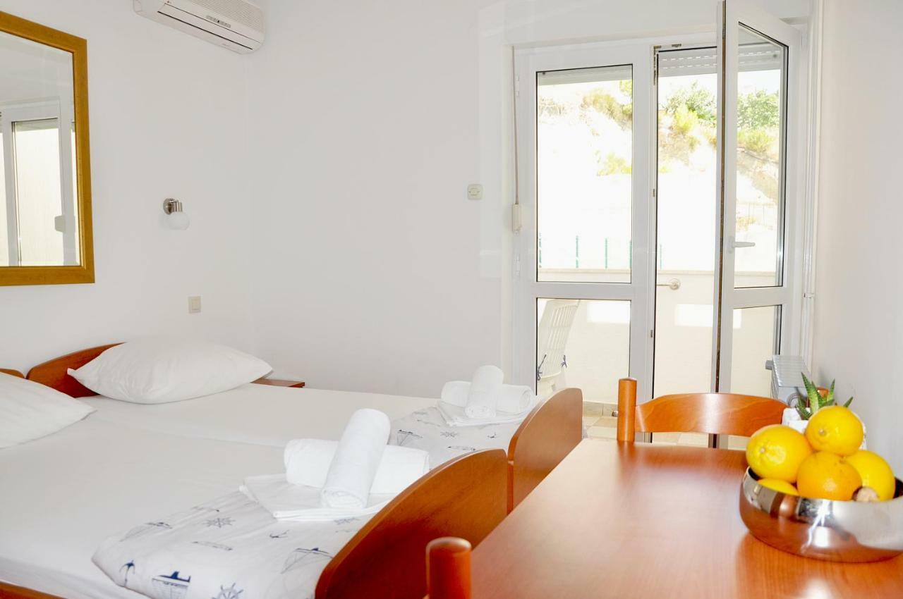 Sunrise Studio Apartments 3 ล็อควา โรโกซนิตซา ภายนอก รูปภาพ