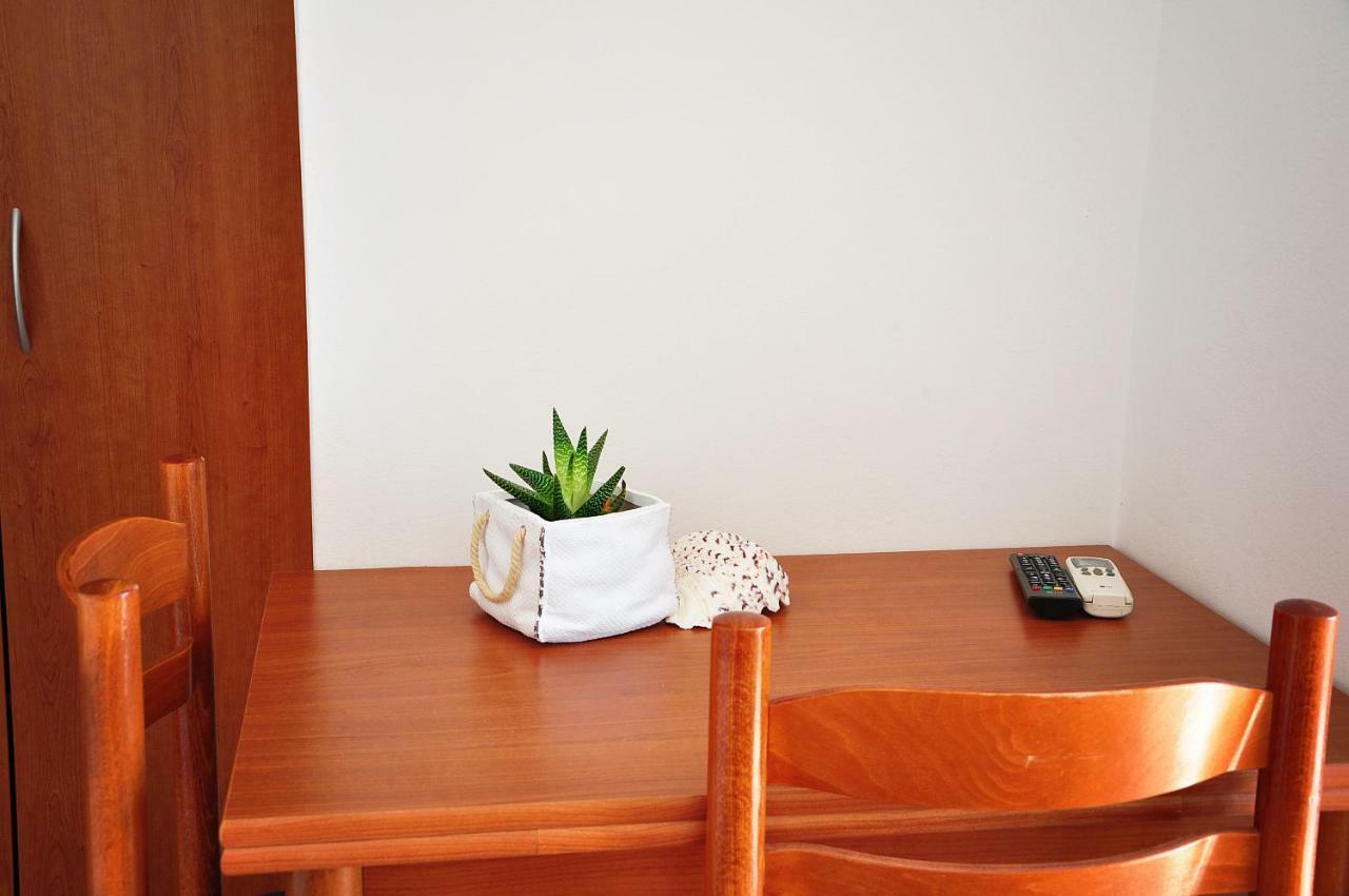 Sunrise Studio Apartments 3 ล็อควา โรโกซนิตซา ภายนอก รูปภาพ