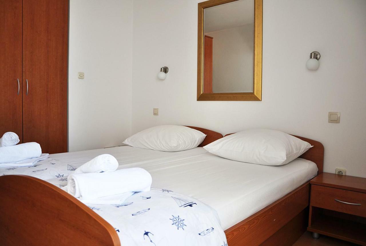 Sunrise Studio Apartments 3 ล็อควา โรโกซนิตซา ภายนอก รูปภาพ