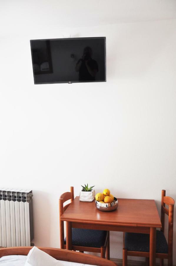 Sunrise Studio Apartments 3 ล็อควา โรโกซนิตซา ภายนอก รูปภาพ